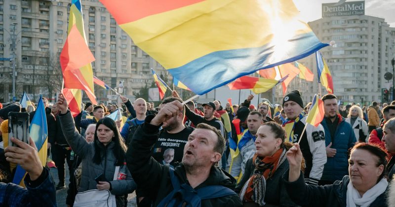 რუმინეთის საპრეზიდენტო არჩევნების პირველ ტურში პოპულისტი ჯორჯე სიმიონი ლიდერობს