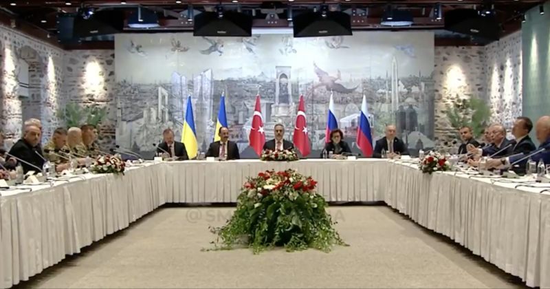 სტამბოლში რუსულ და უკრაინულ დელეგაციებს შორის მოლაპარაკებები დაიწყო