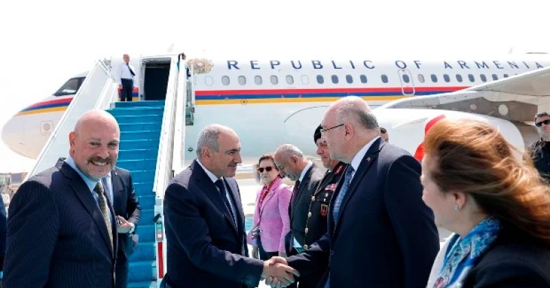 ნიკოლ ფაშინიანი თურქეთში სამუშაო ვიზიტით ჩავიდა