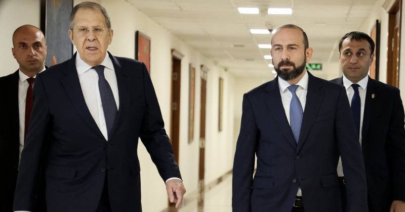 მირზოიანი: ბატონმა ლავროვმა თავი უნდა შეიკავოს სომხეთის საშინაო საქმეებში ჩარევისგან
