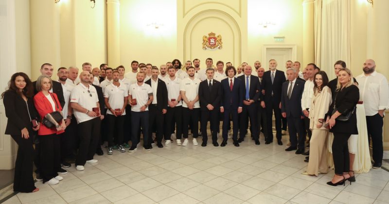 ყაველაშვილმა კალათბურთის ფედერაციისა და ნაკრების წევრები ღირსების ორდენებით დააჯილდოვა