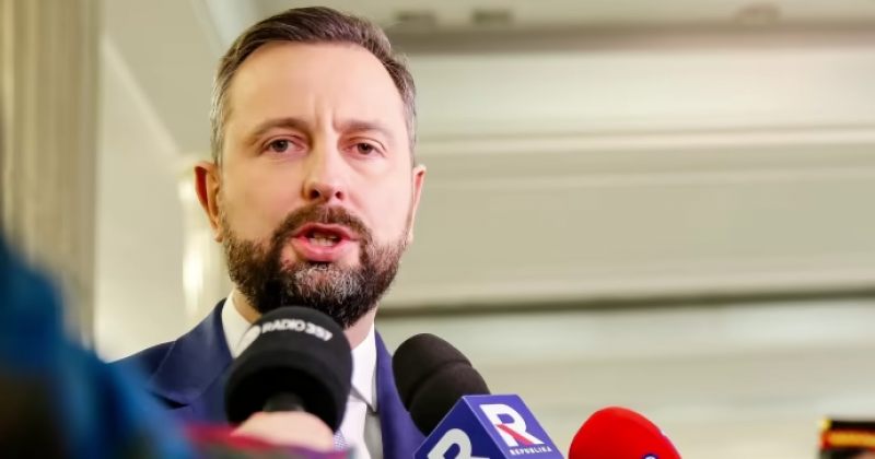 პოლონეთის ტერიტორიაზე რუსული დრონი ჩამოვარდა და აფეთქდა – პოლონეთის თავდაცვის მინისტრი