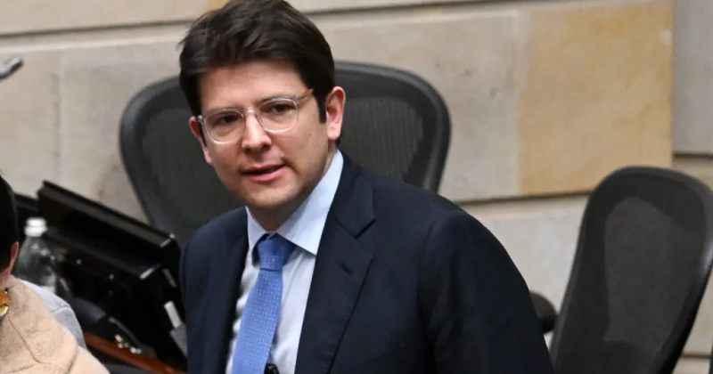 კოლუმბიიის პრეზიდენტობის კანდიდატი სროლის შედეგად მიღებული დაზიანებებით გარდაიცვალა