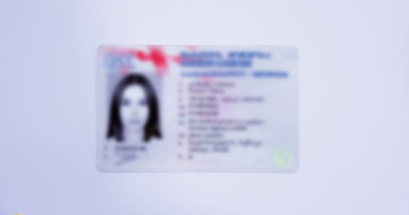 თანხის სანაცვლოდ ყალბი მართვის მოწმობა დაამზადა - 1 პირი დააკავეს