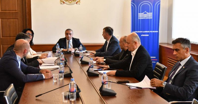 კომიტეტმა გახარიას პარტიული სიის მომდევნო 12 წევრის უფლებამოსილებას მხარი დაუჭირა