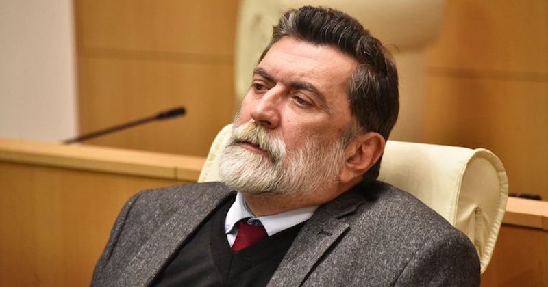 ბათუმის დრამატული თეატრის დირექტორმა, ნუკრი ქანთარიამ თანამდებობა დატოვა