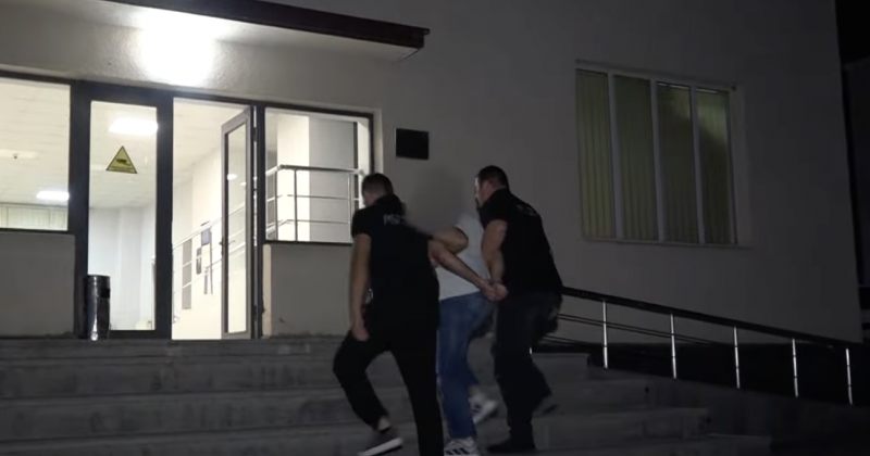 თანხაზე უარის შემთხვევაში მოკვლით ემუქრებოდა - გამოძალვის ბრალდებით 1 პირი დააკავეს