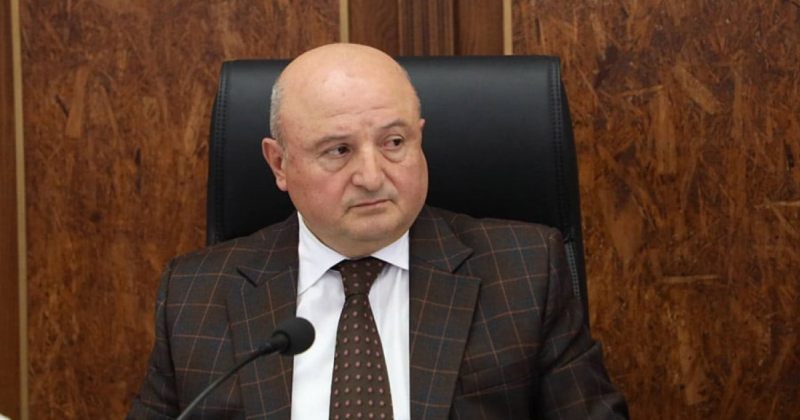 სომხეთში გიუმრის მერი პოლიციამ დააკავა, მას ქრთამის აღება ედება ბრალად