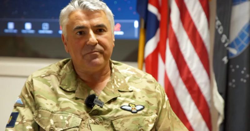 UK-ს კოსმოსური სარდლობის გენერლის თქმით, რუსული სატელიტები მათ თანამგზავრებს მიჰყვებიან