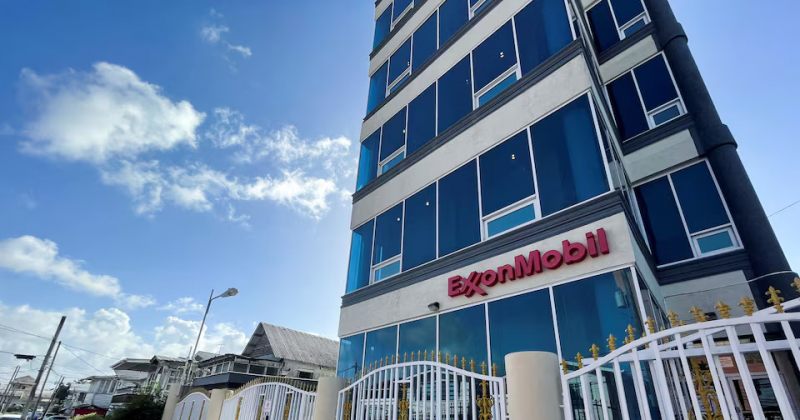 ინდურმა ნავთობკომპანიებმა აშშ-ს ExxonMobil-ისგან გაიანური ნავთობი იყიდეს