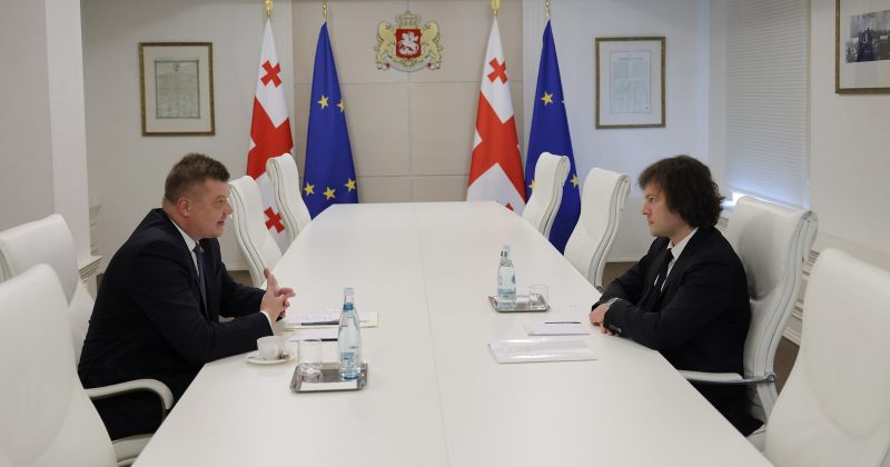  ლუკაშენკოსგან არჩევნების მისალოცი წერილი გადასცა – კობახიძე ბელარუსის ელჩს შეხვდა