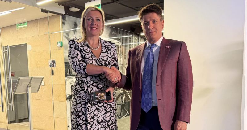 ზახაროვა ირწმუნება, რომ ფიფიასთან ჟენევის დისკუსიების ადგილის ცვლილებაზე არ უსაუბრია