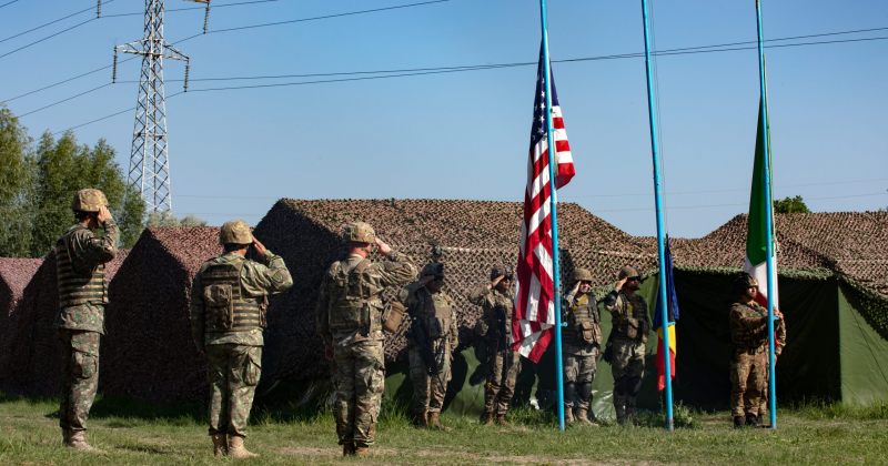 აშშ აღმოსავლეთ ევროპაში ჯარისკაცების რაოდენობას ამცირებს - რუმინეთის თავდაცვის სამინისტრო