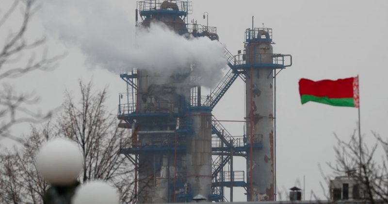 BelTA: ბელარუსის ერთ-ერთ უდიდეს ნავთობგადამამუშავებელ ქარხანაში ხანძარი გაჩნდა