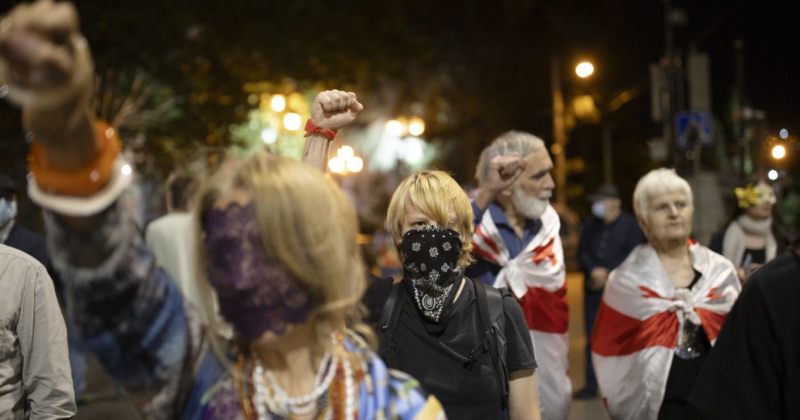 ბოლო 24 საათში გზის გადაკეტვის და სახის დაფარვისთვის 12 პირი დააკავეს – შსს