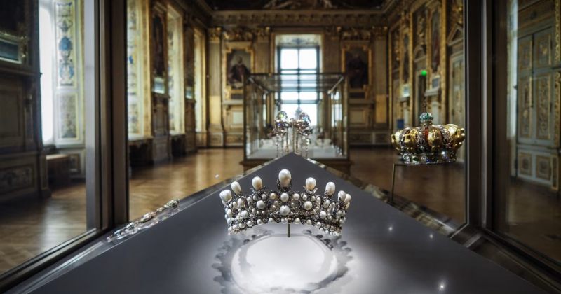 რა ნივთები მოიპარეს ლუვრიდან? (PHOTOS)