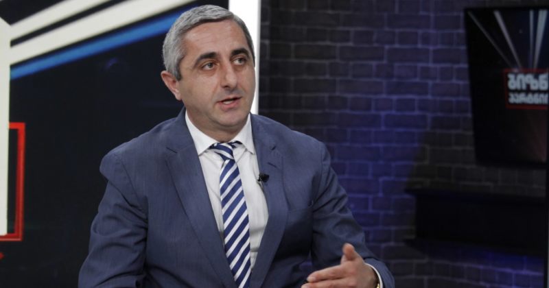 შემოსავლების სამსახურის უფროსის ყოფილ მოადგილეს პატიმრობა დაუსწრებლად შეეფარდა