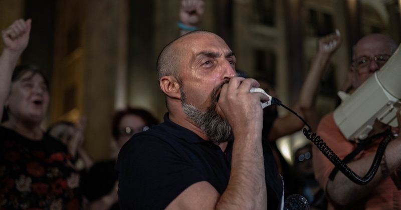 გიორგი ახობაძე: აეროპორტიდან ამეკიდნენ და ფიზიკურად გამისწორდნენ