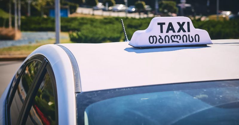 ჯარიმებისგან თავისუფლდებიან პირები, ვინც 1-ელ ნოემბრამდე ტაქსით კანონდარღვევით მუშაობდნენ