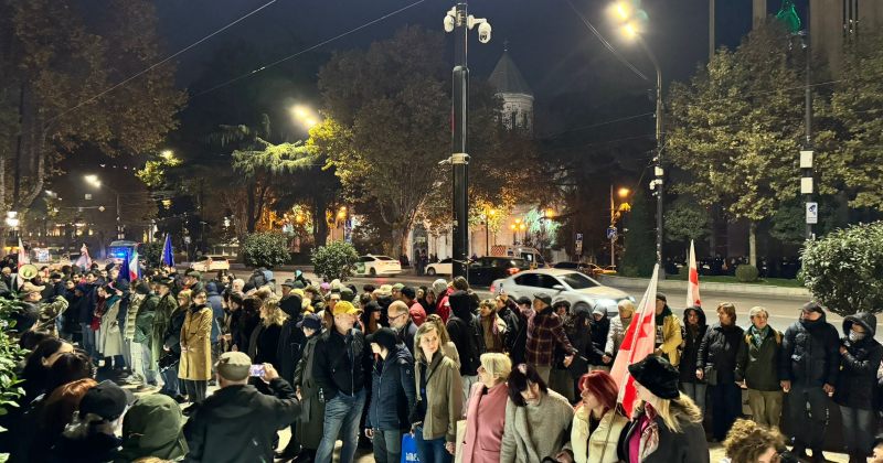 დაუშვებელი ხდება ხალხის სავალი ნაწილის ხელოვნურად გადაკეტვა - IPN-ის მოპოვებული კანონპროექტი