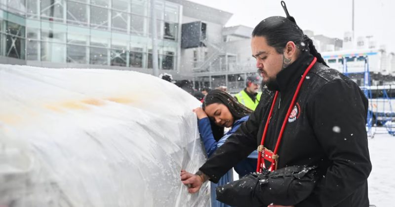 ვატიკანმა კანადაში მცხოვრებ აბორიგენ ტომებს უძველესი კულტურული არტეფაქტები დაუბრუნა