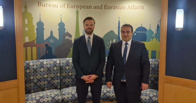 ლაშა დარსალია აშშ-ს სახელმწიფო მდივნის თანაშემწეს, ბრენდან ჰანრაჰანს შეხვდა – საგარეო