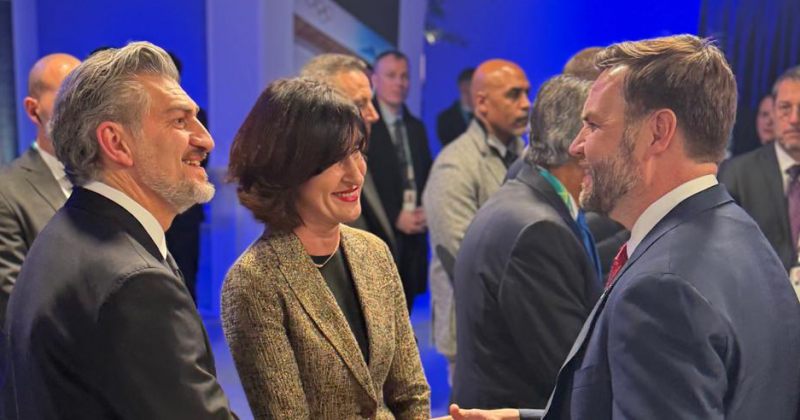 ვიცეპრეზიდენტმა კარგი სიტყვები არ დაიშურა, ჩვენი პატრიარქიც ახსენა - ყაველაშვილი ვენსზე 