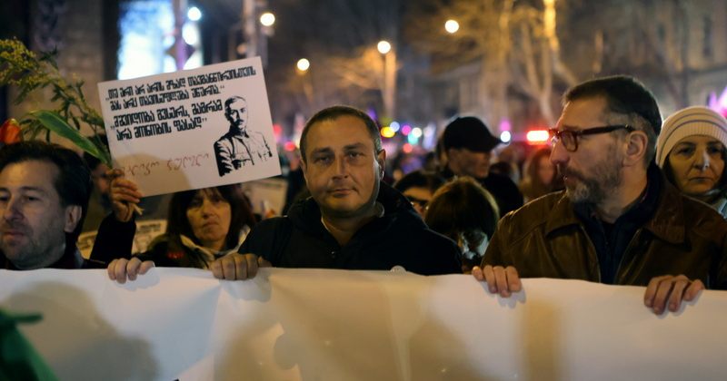 ლაშა ჩხარტიშვილს  Facebook პოსტზე დაწერილი კომენტარის გამო 5-დღიანი პატიმრობა შეეფარდა