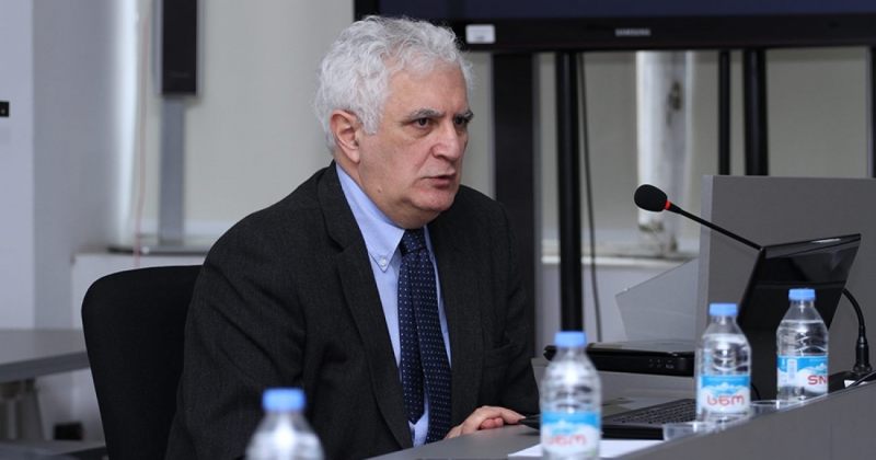 აფთიაქების სიჭარბე პრობლემაა, მაგრამ უცბად დანია, შვეიცარია ვერ გავხდებით - გამყრელიძე 