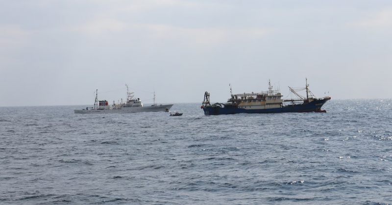 იაპონიამ ჩინური სათევზაო გემი და მისი კაპიტანი დააკავა