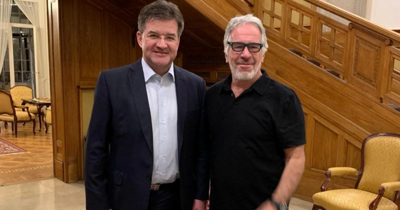 სლოვაკეთის პრემიერის მრჩეველი ეპსტინთან მიმოწერის გასაჯაროების შემდეგ გადადგა