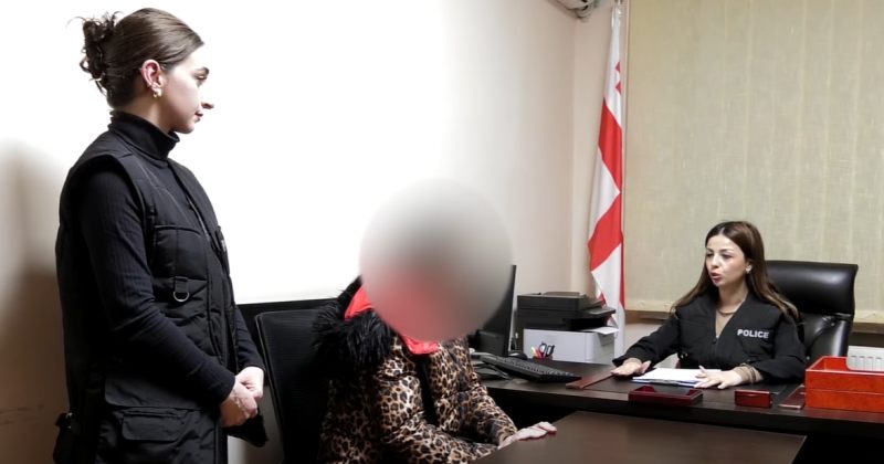 თაღლითურად მიითვისა 218 427 ლარი - შსს-მ ტურისტული კომპანიის დირექტორი დააკავა
