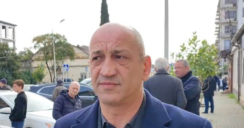 ოკუპირებულ აფხაზეთში ე.წ. ოპოზიციონერი ცეცხლსასროლი იარაღით დაჭრეს, მას ოპერაცია უტარდება