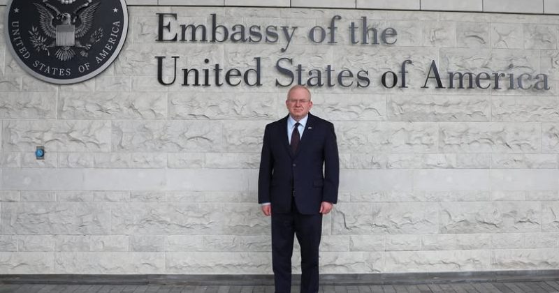 აშშ-ის სახდეპის წარმომადგენელი ოპოზიციის ალიანსს, ლელოსა და გახარიას პარტიას შეხვდა