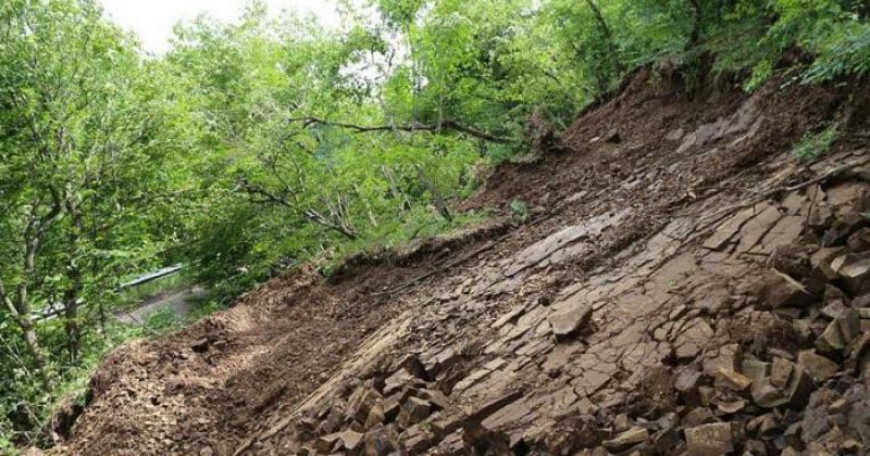 კალა-უშგულის მონაკვეთზე იკრძალება ტრანსპორტის მოძრაობა - გზების დეპარტამენტი 