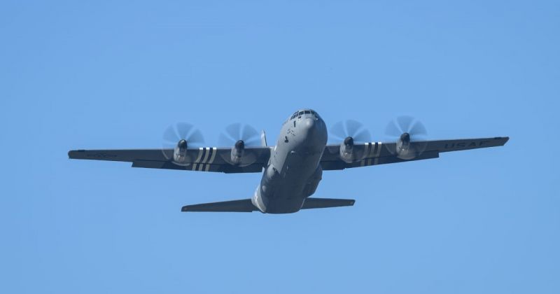კოლუმბიაში C-130 ტიპის თვითმფრინავი ჩამოვარდა, რომლის ბორტზეც 110 სამხედრო იმყოფებოდა