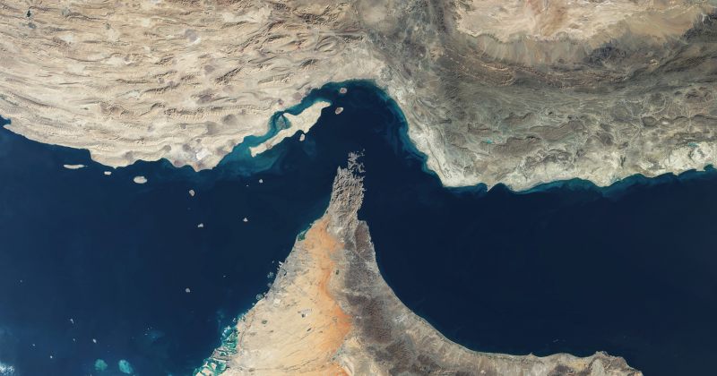 FT: სპარსეთის ყურის ქვეყნები ჰორმუზის გვერდის ასავლელად მილსადენების გაყვანას განიხილავენ