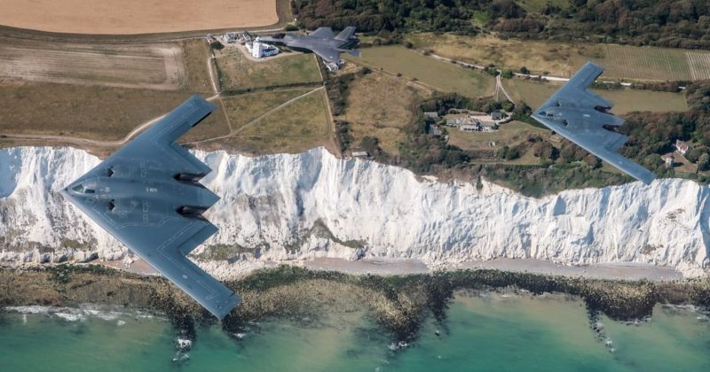 UK-მ აშშ-ს ირანულ სამიზნეებზე თავდაცვითი იერიშებისთვის ბაზების გამოყენების ნება დართო 