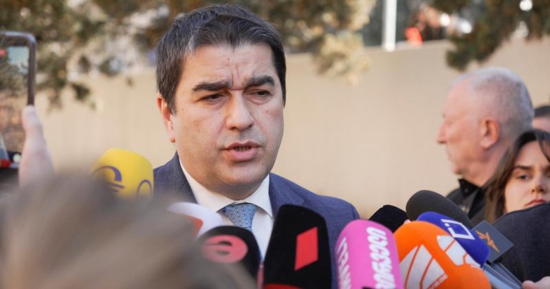 პაპუაშვილი: ბრიტანეთის ელჩი დადიოდა კაბინეტებში, ბიზნესზე ზეწოლა მოახდინეთო