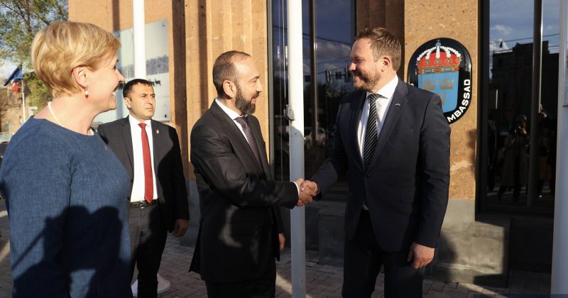 ესტონეთმა სომხეთში საელჩო გახსნა, ელჩი ერევანში თბილისიდან გადაიყვანა
