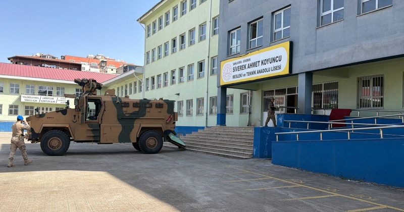 თურქეთში, სევერეკში სკოლაში ცეცხლის გახსნის შედეგად 16 ადამიანი დაშავდა