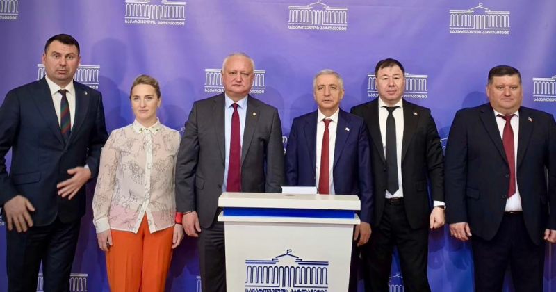 ოცნების მოწვევით საქართველოში მოლდოვის პრორუსი ოპოზიციონერი დეპუტატები ჩამოვიდნენ