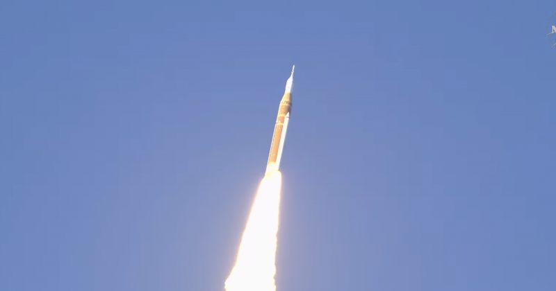 53 წლის შემდეგ პირველად NASA-მ მთვარის გარშემო მისიაზე ასტრონავტები გაგზავნა (VIDEO)