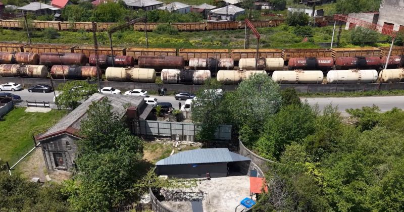ფოთში, ვაგონის ავზიდან 3 000-მდე ლიტრ საწვავს უკანონოდ დაეუფლა - 1 პირი დააკავეს