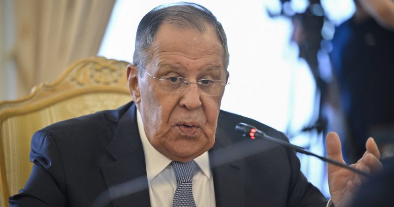 ლავროვი იმუქრება, რომ საჭიროების შემთხვევაში ბელარუსს "მთელი ზომების კომპლექსით" დაიცავენ